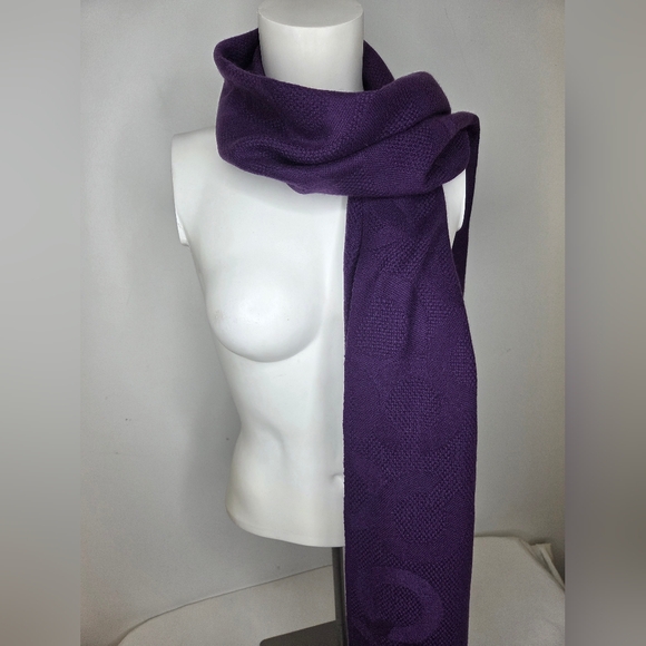 Coach Accessories - Coach Womens Vintage Purple 100%  Cashmere Fringe Scarf- Signature Pattern